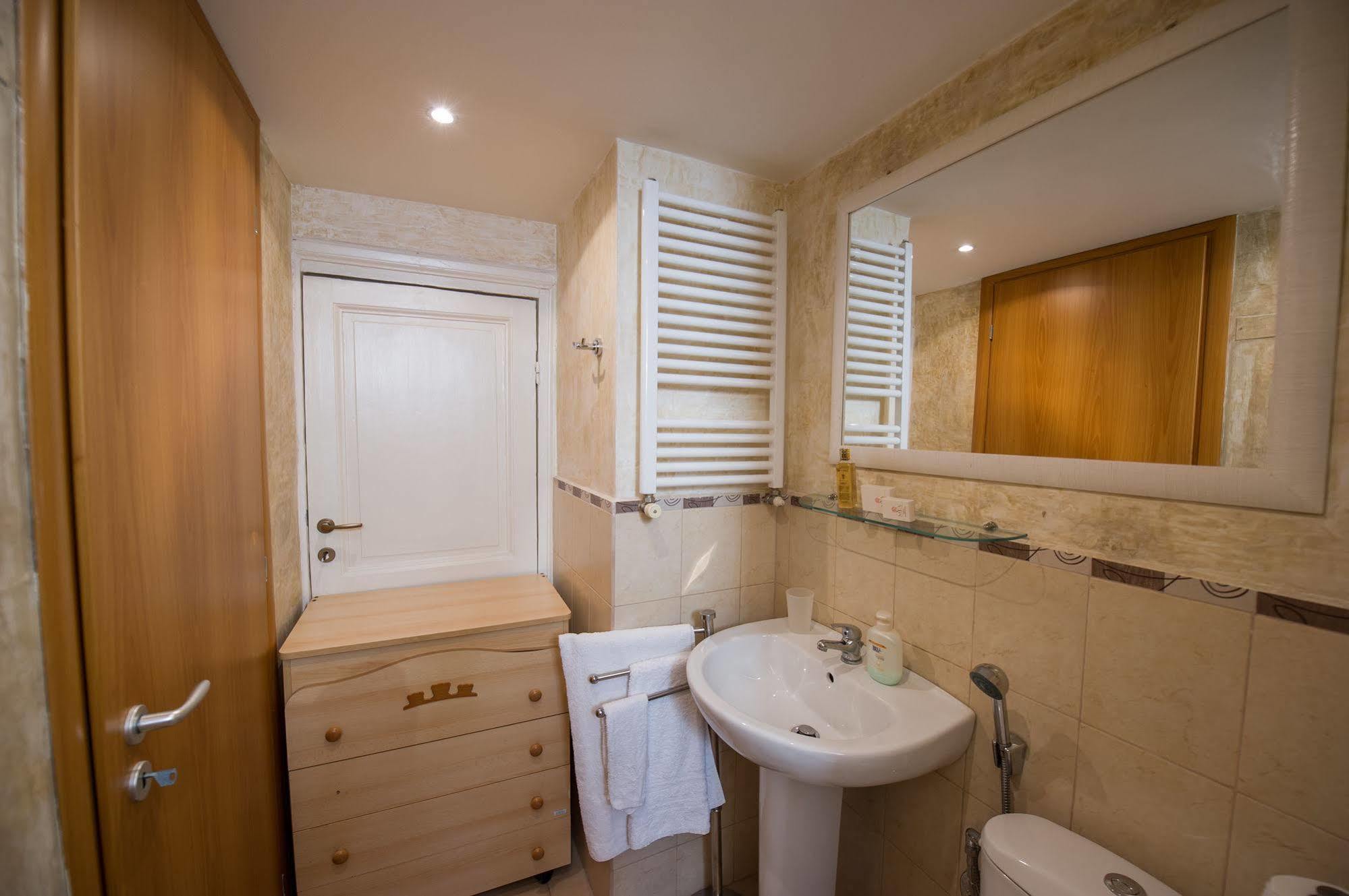Art Domus Reale Bed & Breakfast Roma Dış mekan fotoğraf